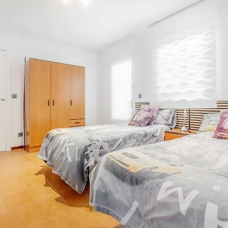 In With Kitchen * Girona
