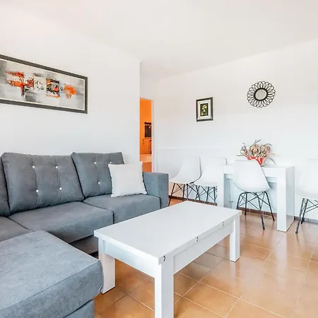 In With Kitchen Apartman